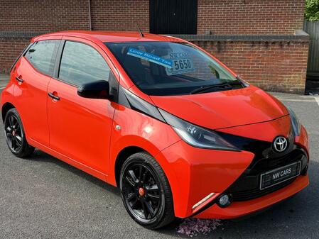 TOYOTA AYGO 1.0 VVT-i x-cite
